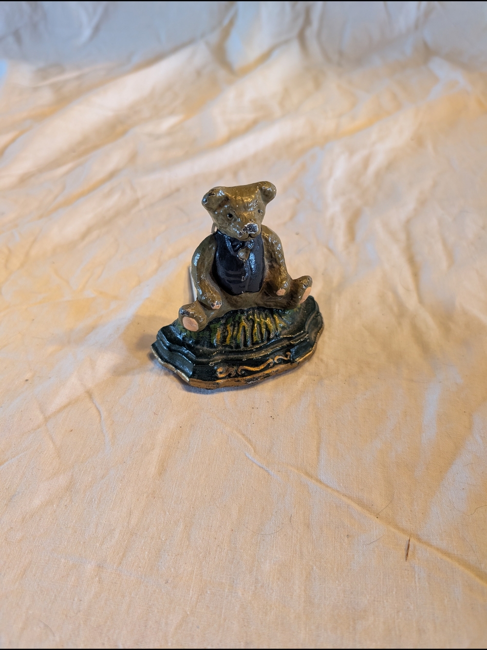 2/40$ Vintage Olive Green and Navy Iron Cast Bear Door Stopper